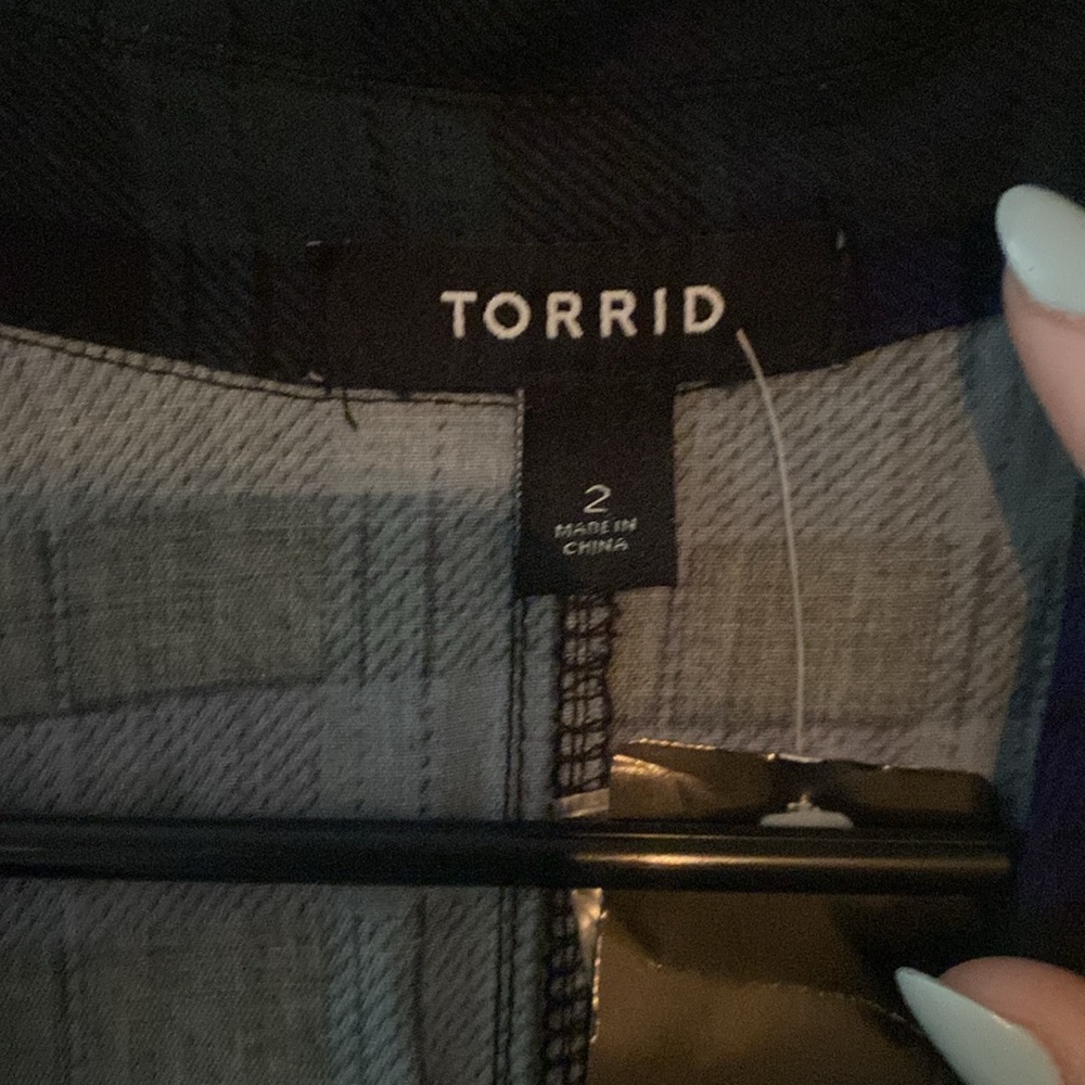 Torrid
2X - Picture 3 of 5